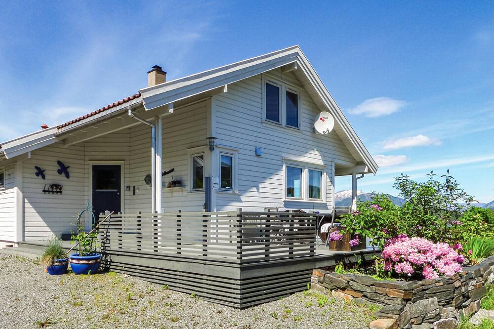 Photo of Outdoor in Skanevik