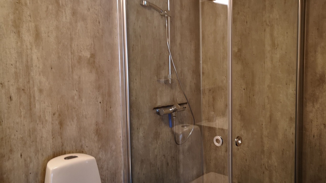 Photo of Bathroom in Henningsvaer