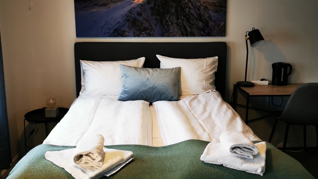 Photo of Bedroom in Henningsvaer