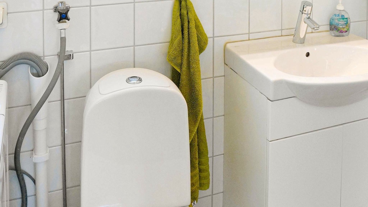 Photo of Bathroom in Roennaeng