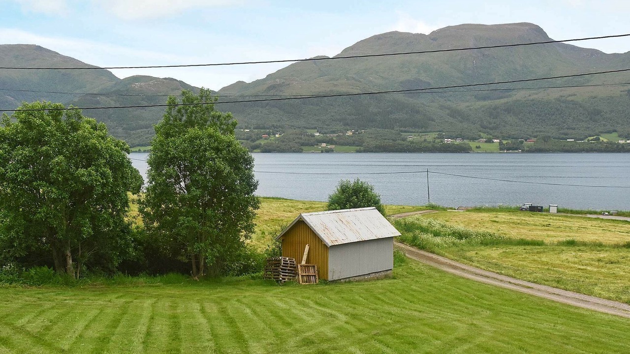 Photo of Outdoor in Averoy