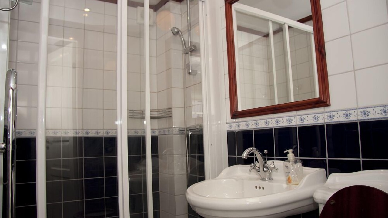 Photo of Bathroom in Askersund