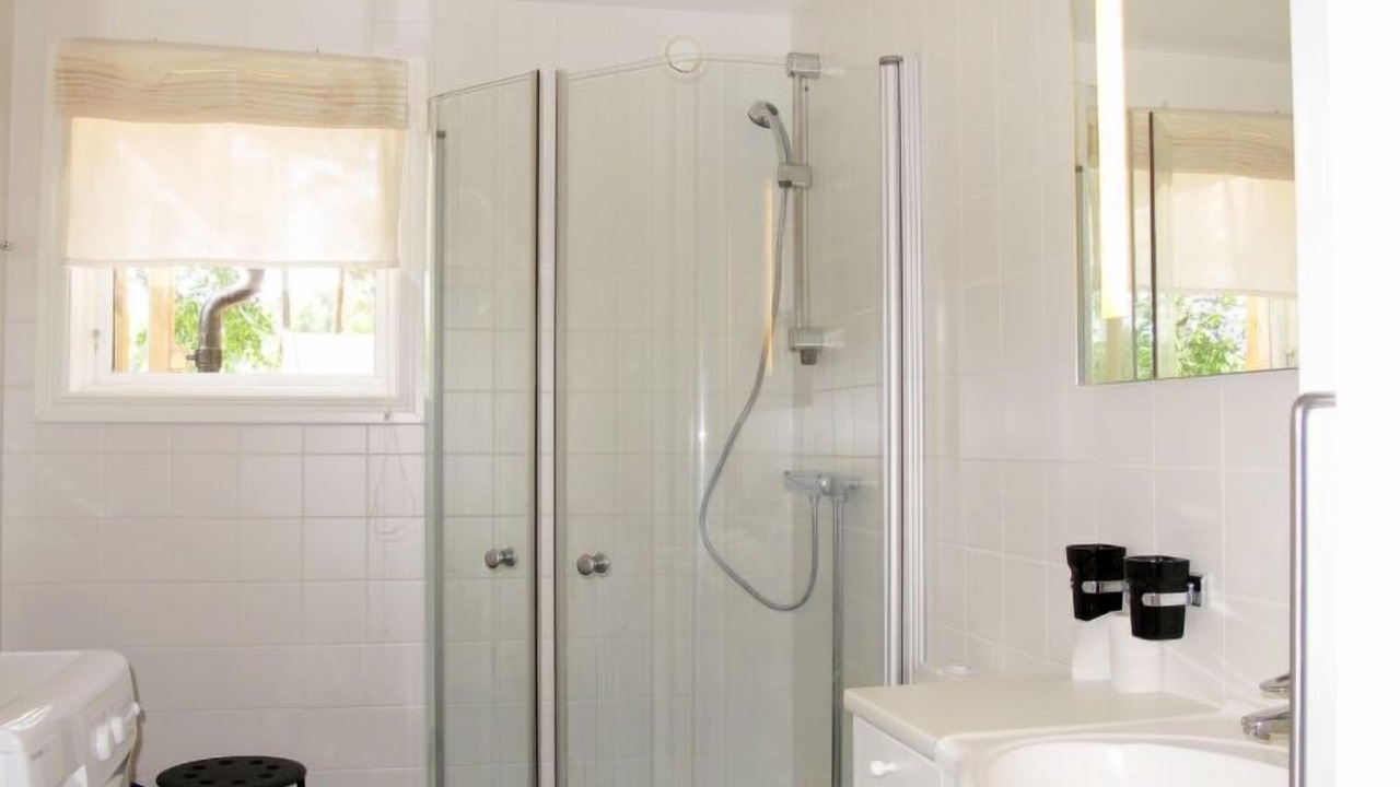 Photo of Bathroom in Adelso