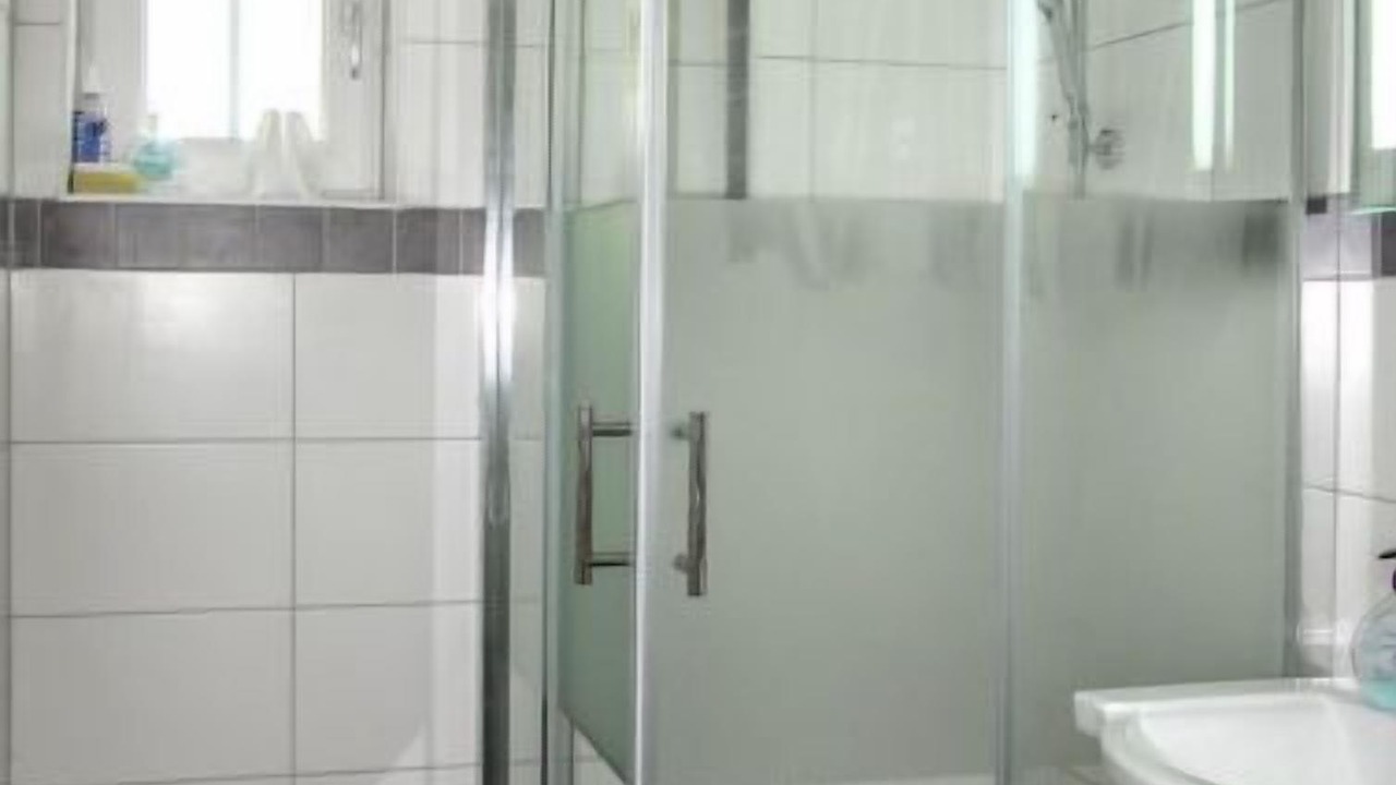 Photo of Bathroom in Vikbolandet