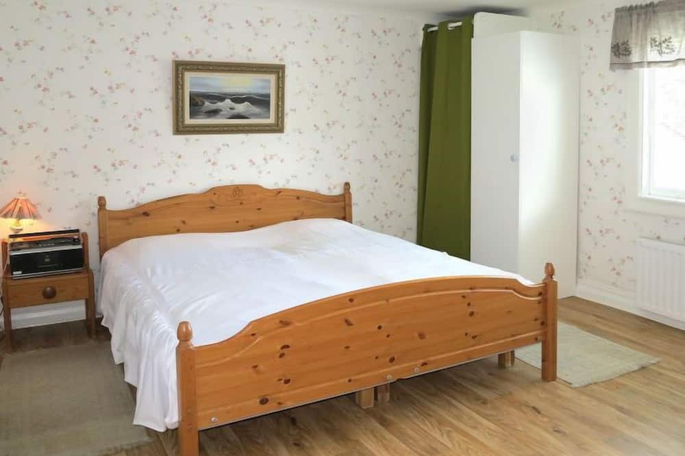 Photo of Bedroom in Arjang