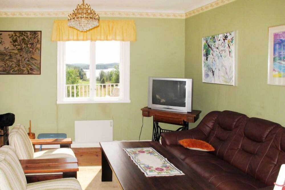 Photo of Livingroom in Arjang