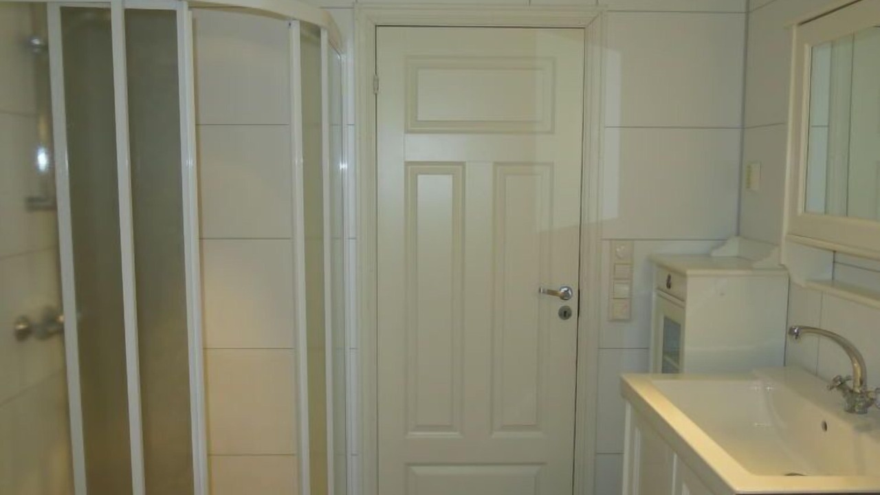 Photo of Bathroom in Aseral
