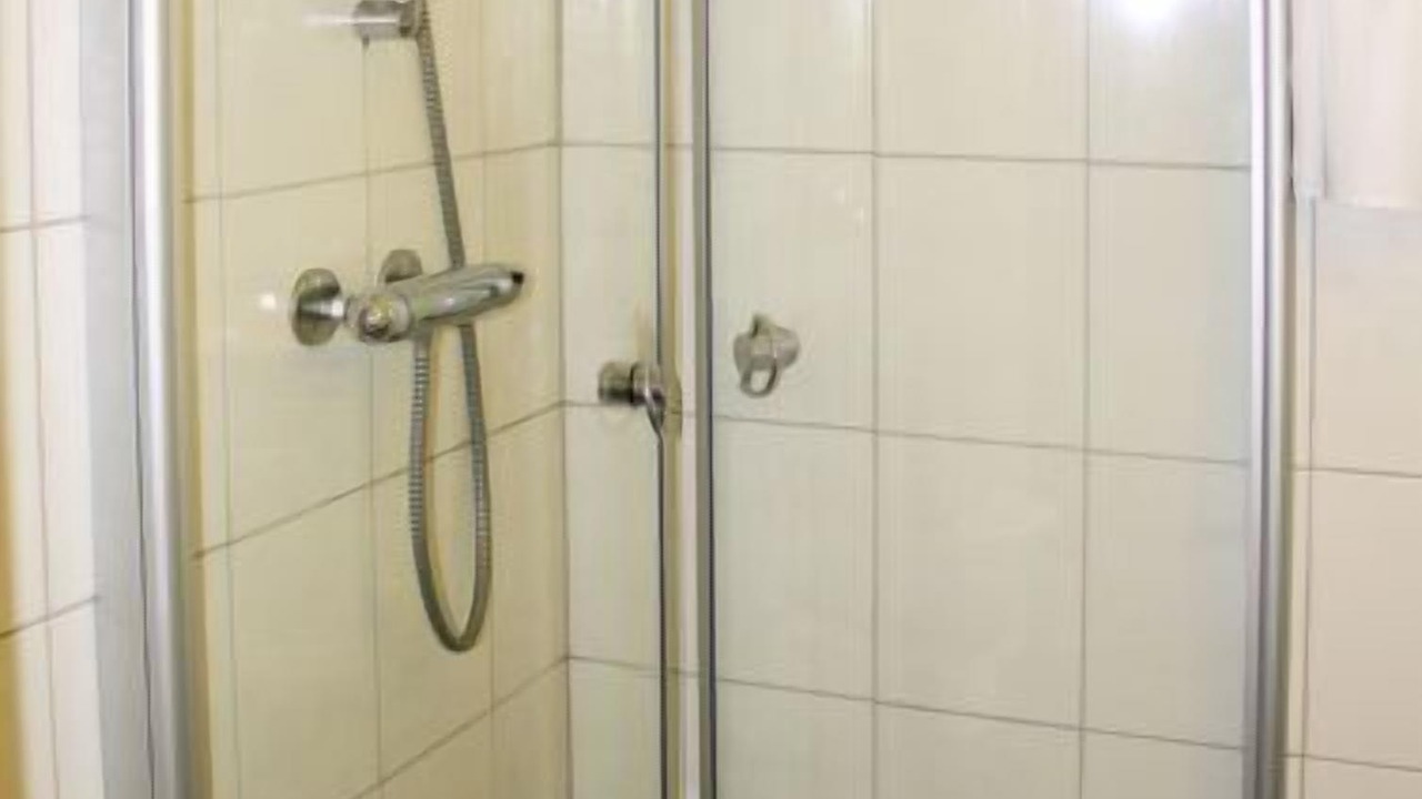 Photo of Bathroom in Djønno