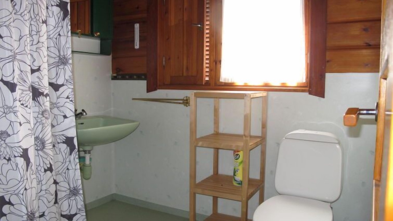 Photo of Bathroom in Grasmark