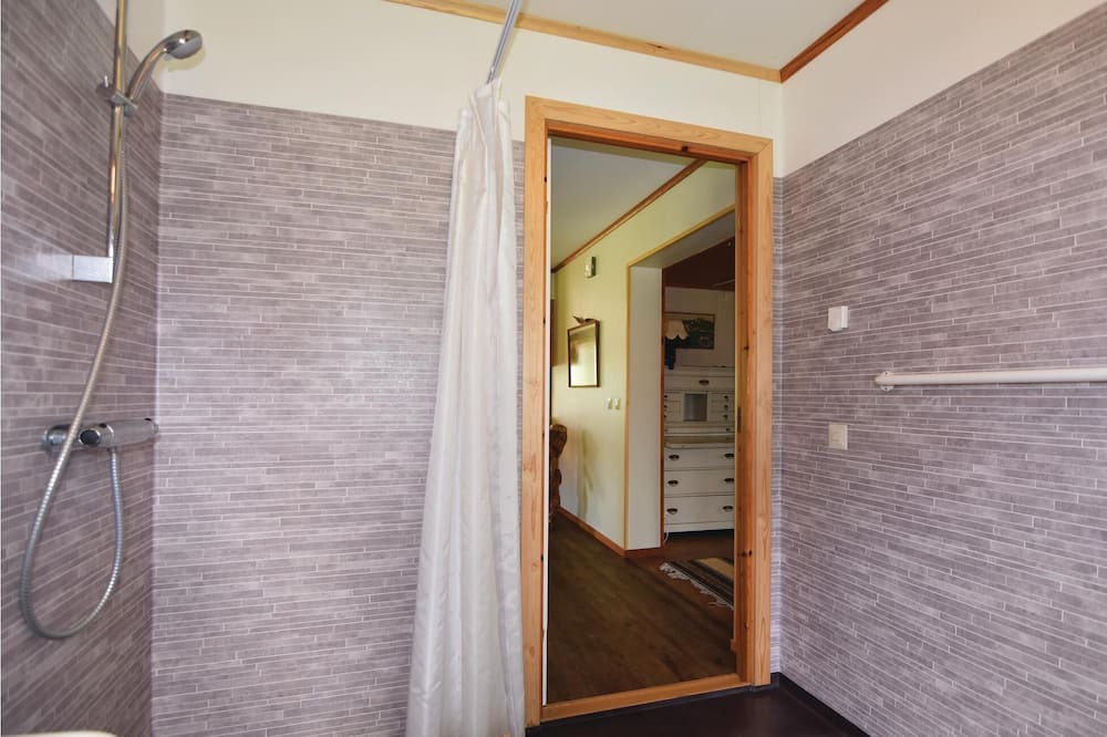 Photo of Bathroom in Ed