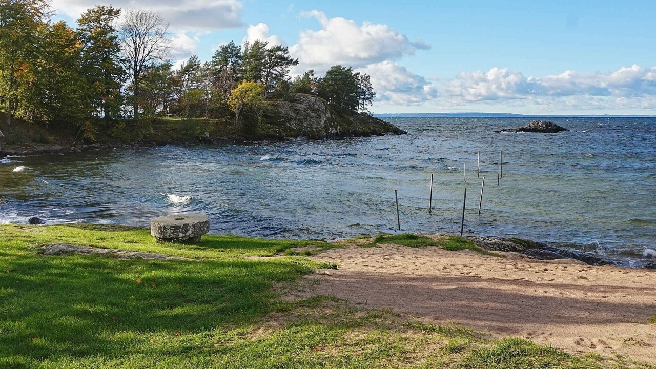 Photo of Others in Odeshog