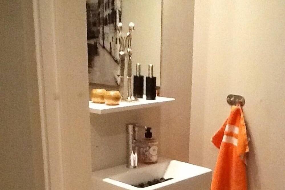 Photo of Bathroom in Karrdal