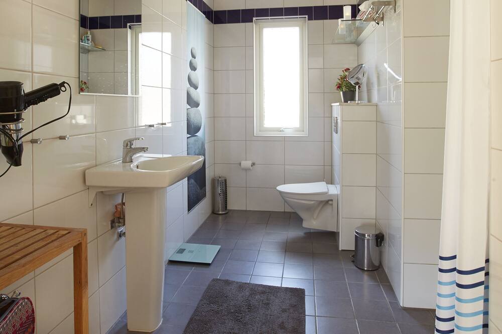 Photo of Bathroom in Hjo