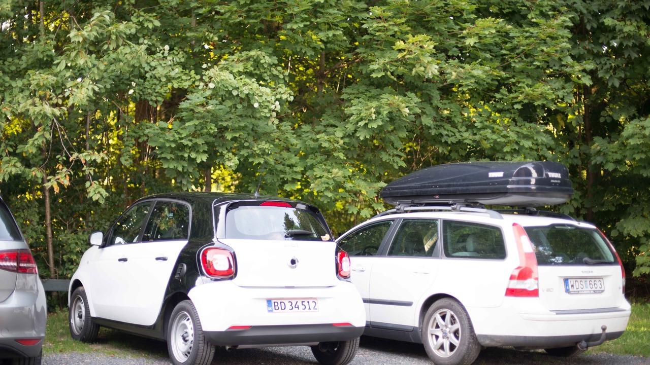 Photo of Others in Rostanga