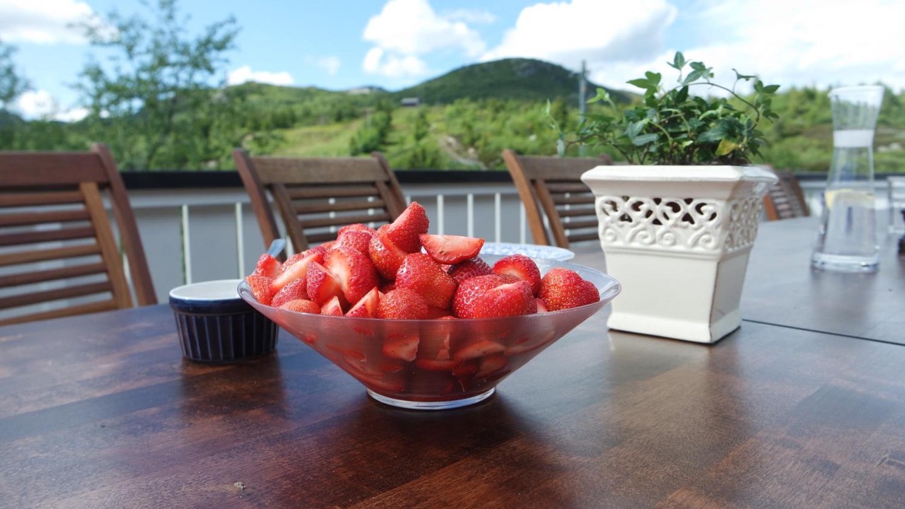 Photo of Outdoor in B