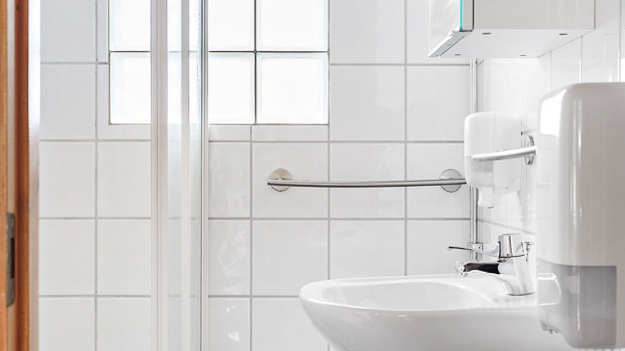 Photo of Bathroom in Nyhamnslage