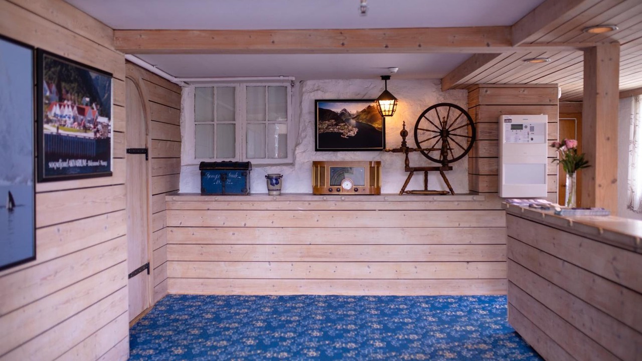 Photo of Others in Balestrand