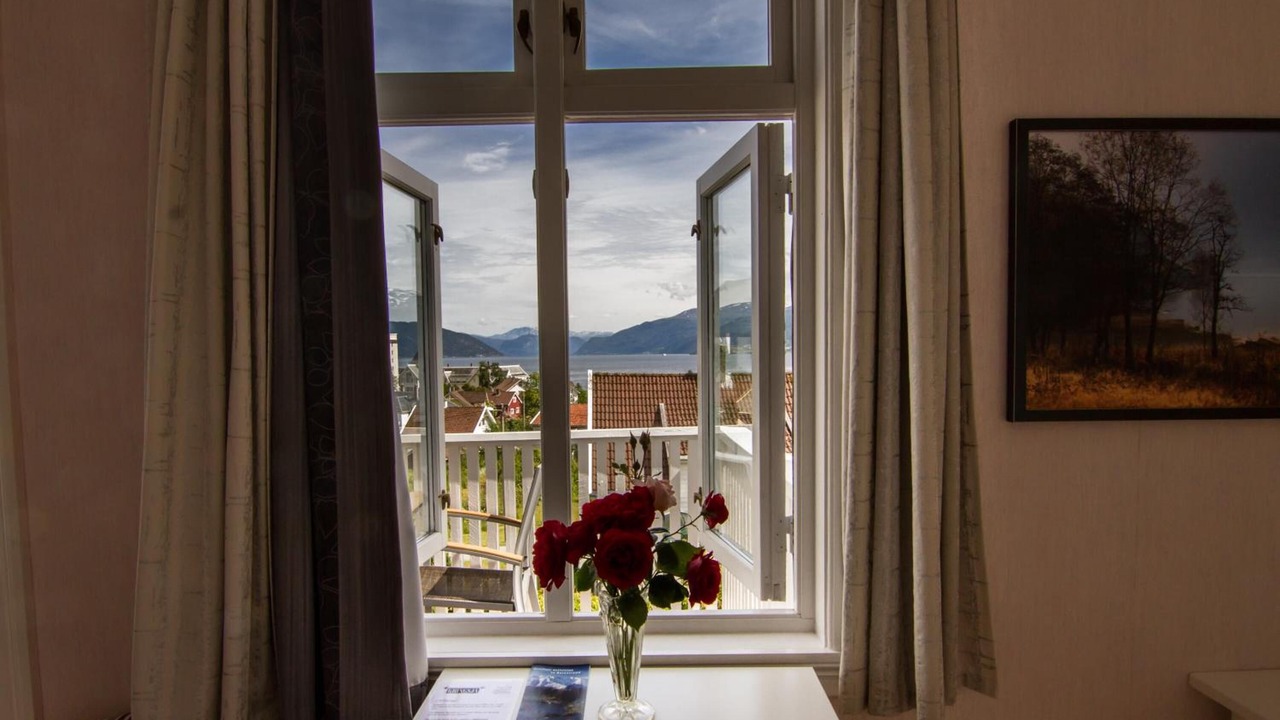 Photo of Others in Balestrand