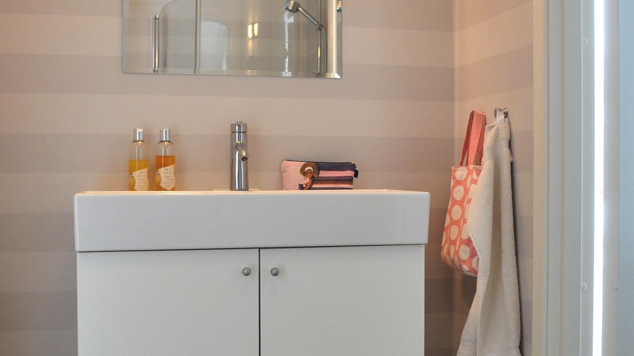 Photo of Bathroom in Borrby