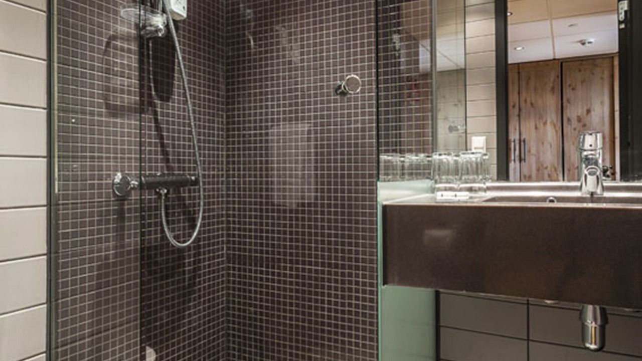 Photo of Bathroom in Mælem