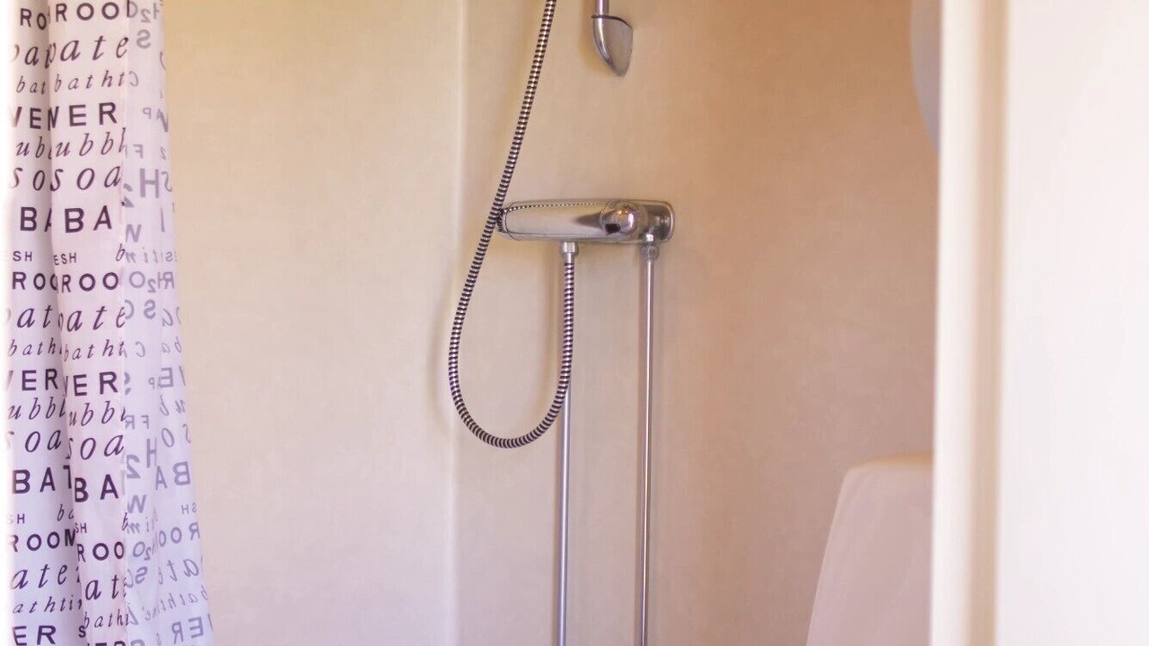 Photo of Bathroom in Hallevik