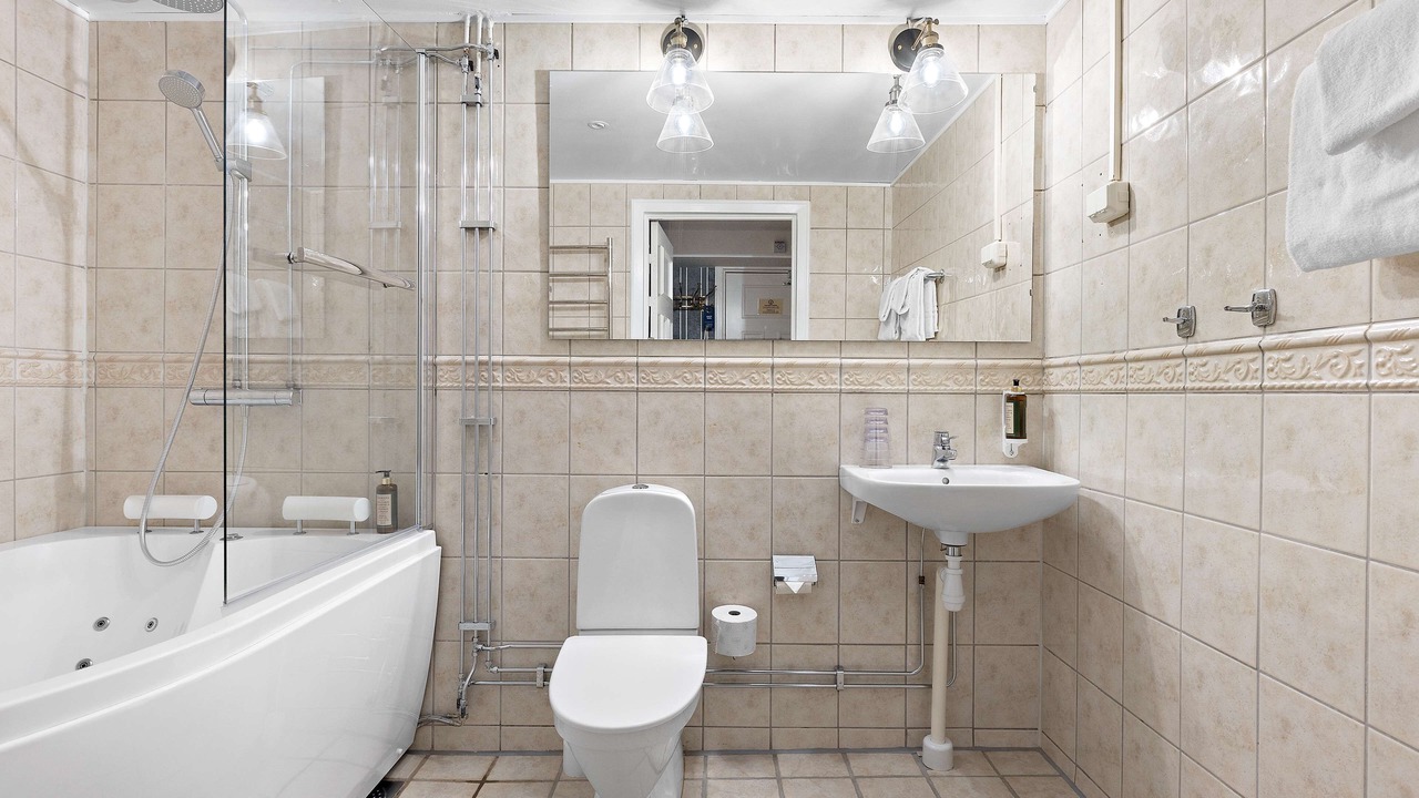 Photo of Bathroom in Nora