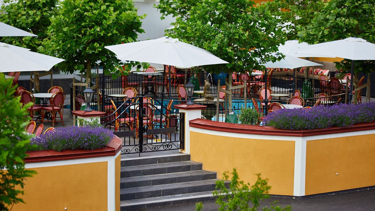 Photo of Outdoor in Hoor