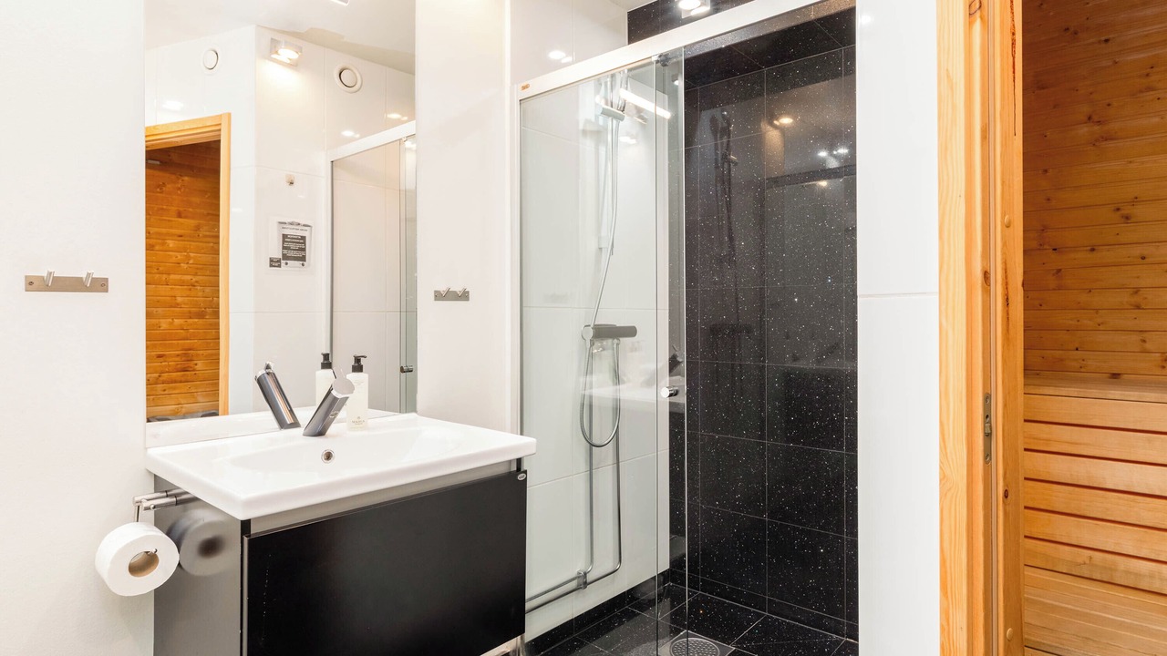 Photo of Bathroom in Are