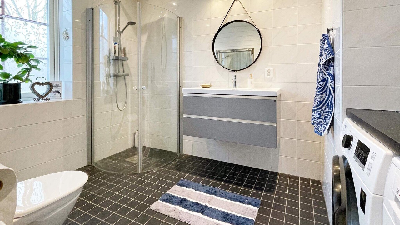 Photo of Bathroom in Tomelilla