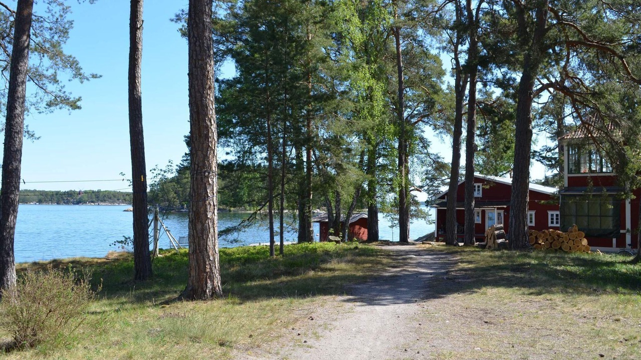 Photo of Others in Gallnoby