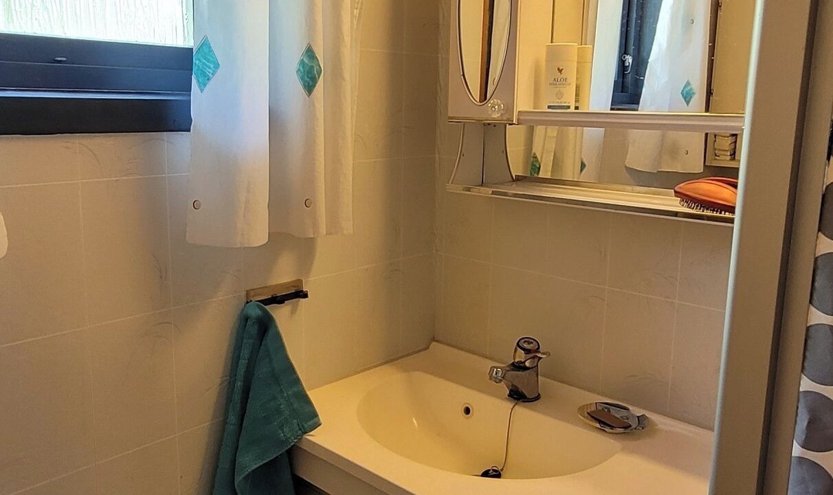 Photo of Bathroom in Herand