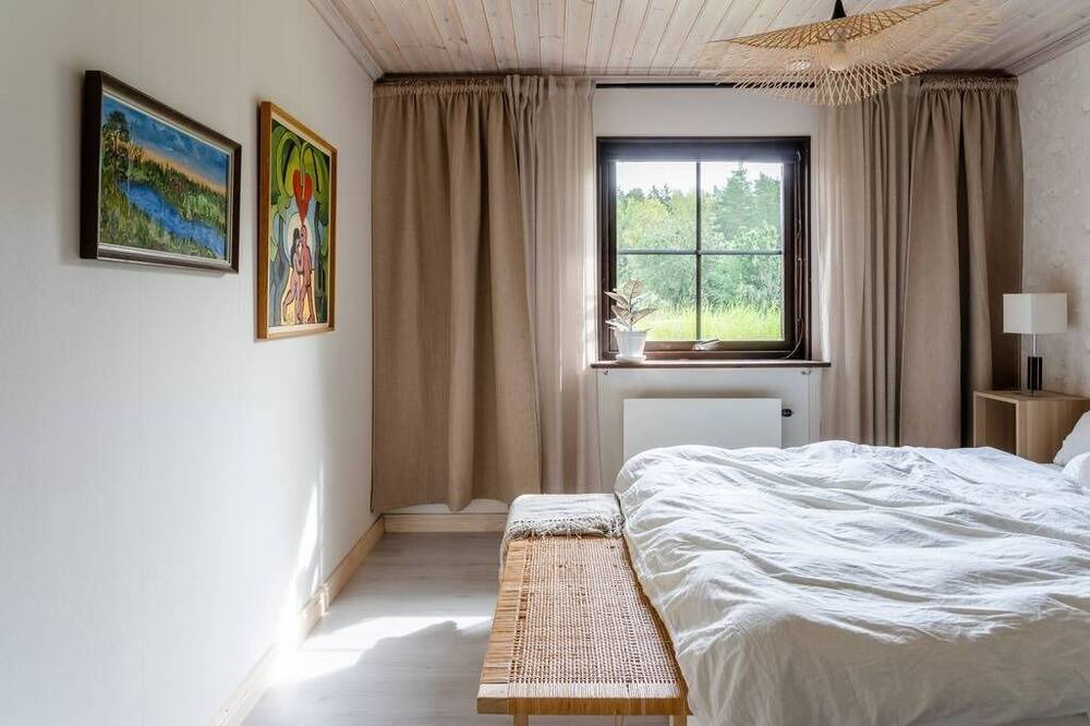 Photo of Bedroom in Vange