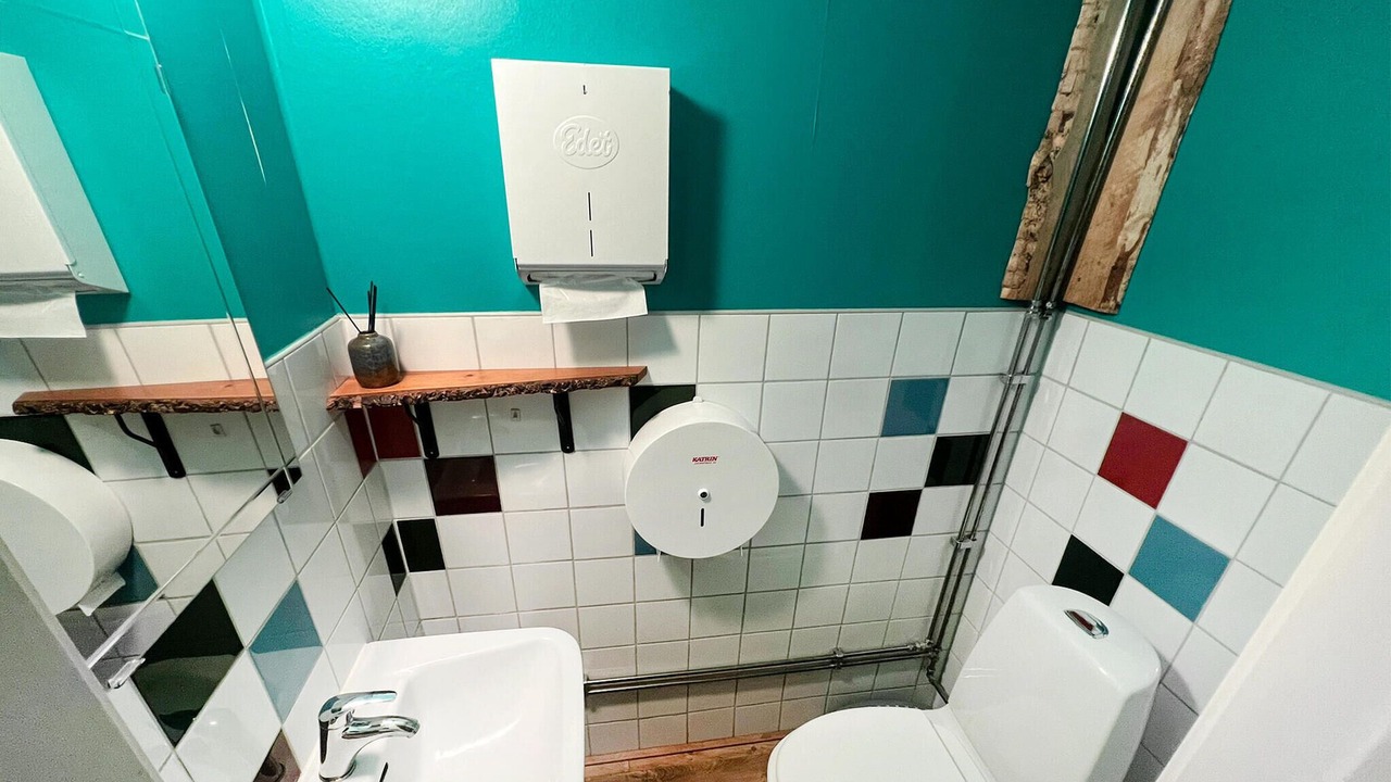 Photo of Bathroom in Grasmark