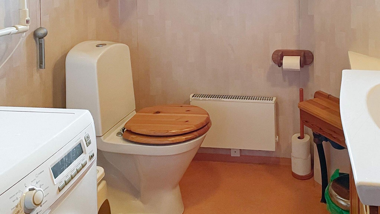 Photo of Bathroom in Varne
