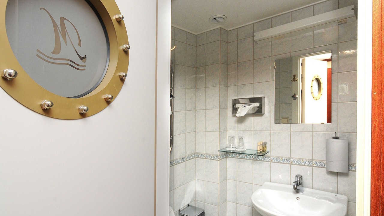 Photo of Bathroom in Motala