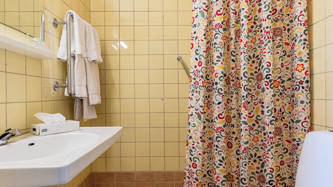 Photo of Bathroom in Mora