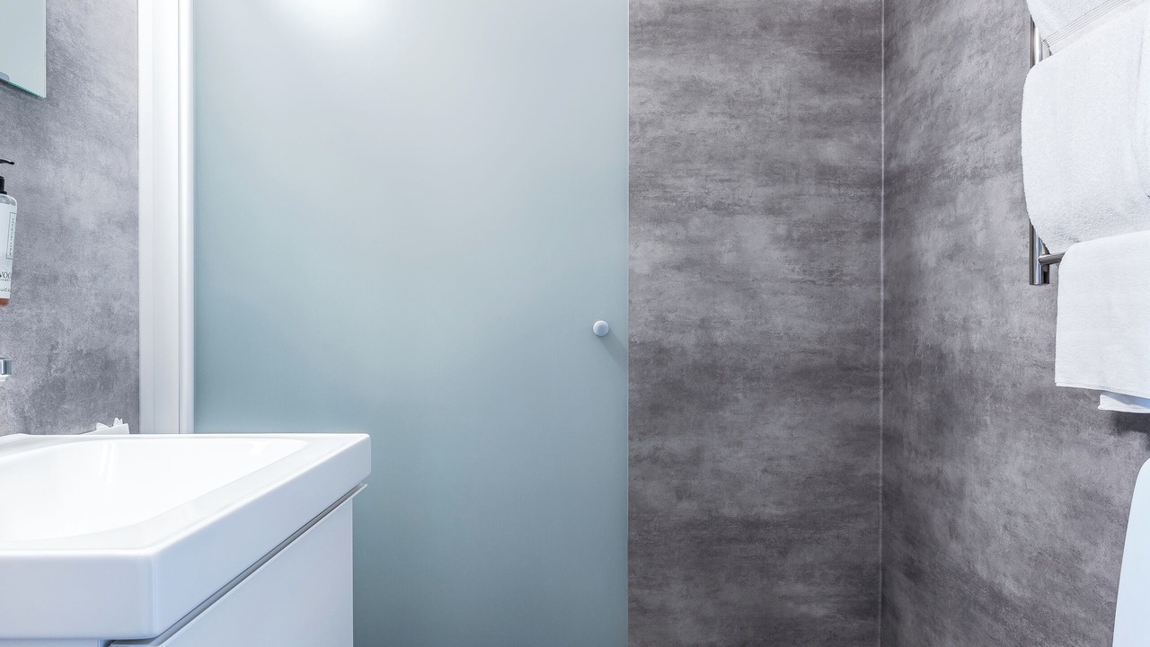 Photo of Bathroom in Mora