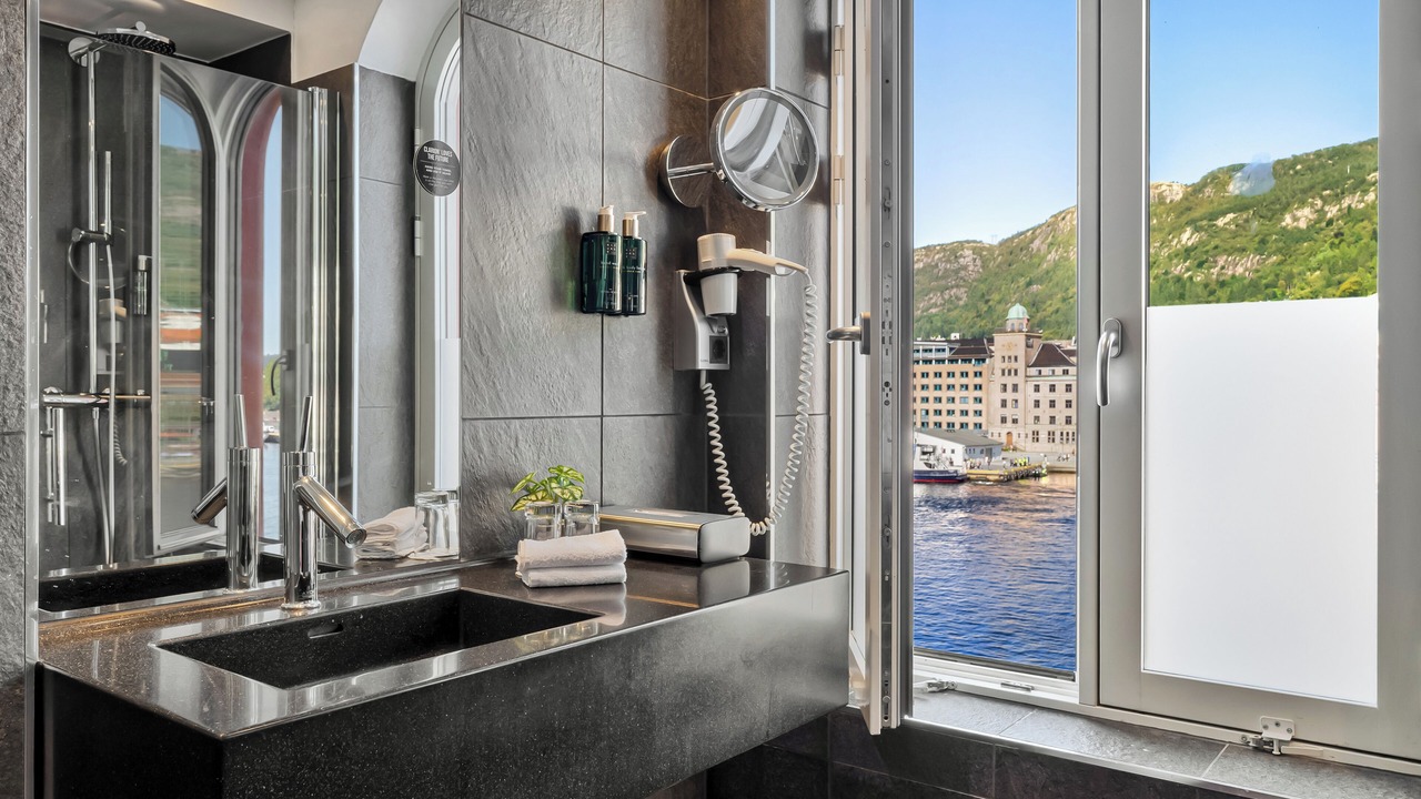Photo of Bathroom in Bergen City Centre