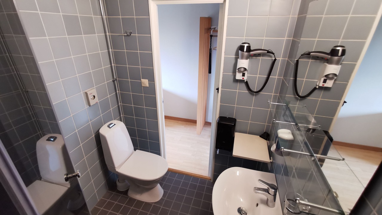 Photo of Bathroom in Laxa