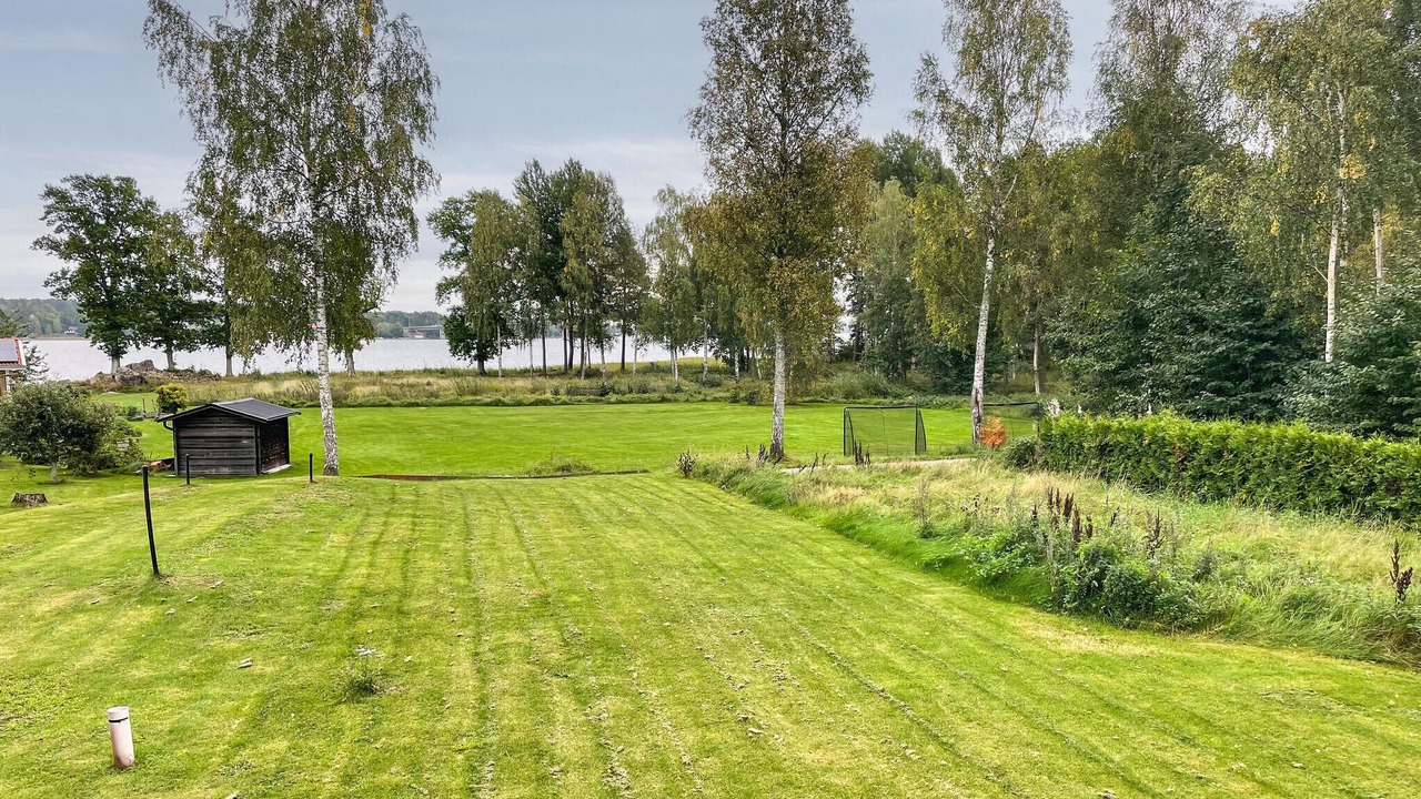 Photo of Outdoor in Torso