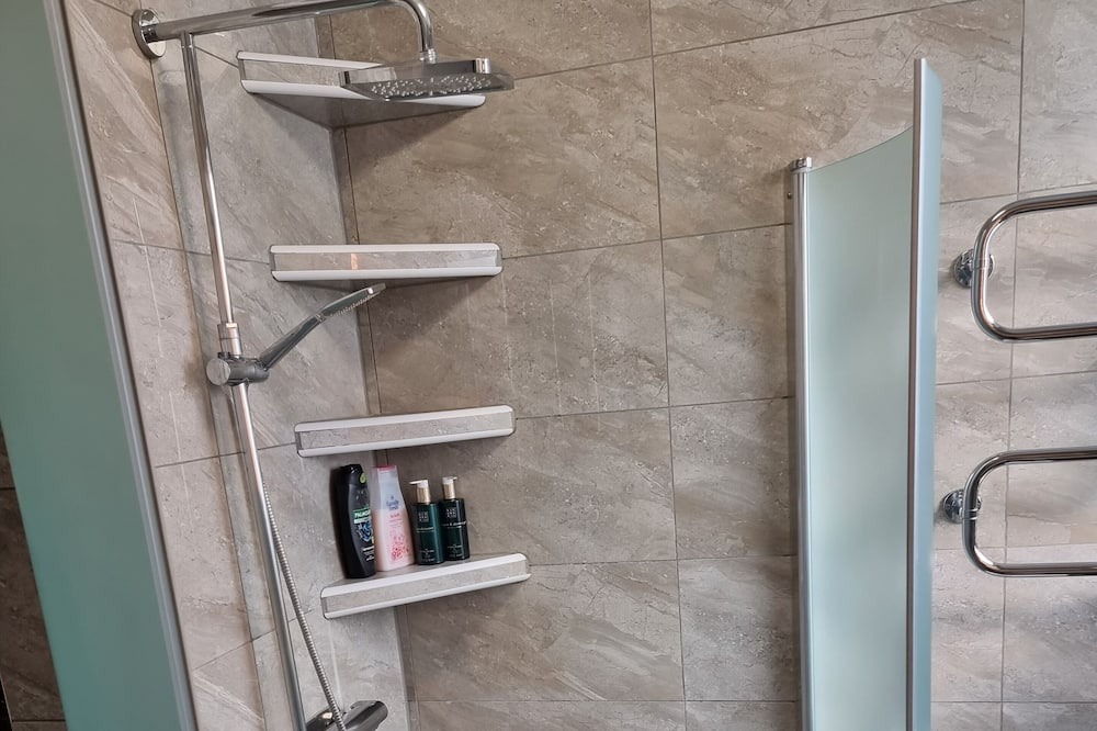 Photo of Bathroom in Hindby