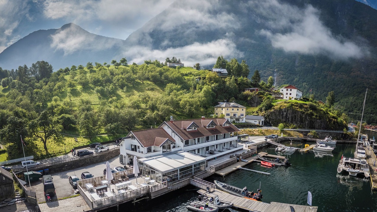 Photo of Others in Flåm
