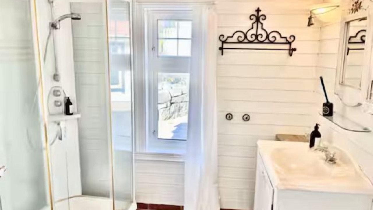 Photo of Bathroom in Jorpeland