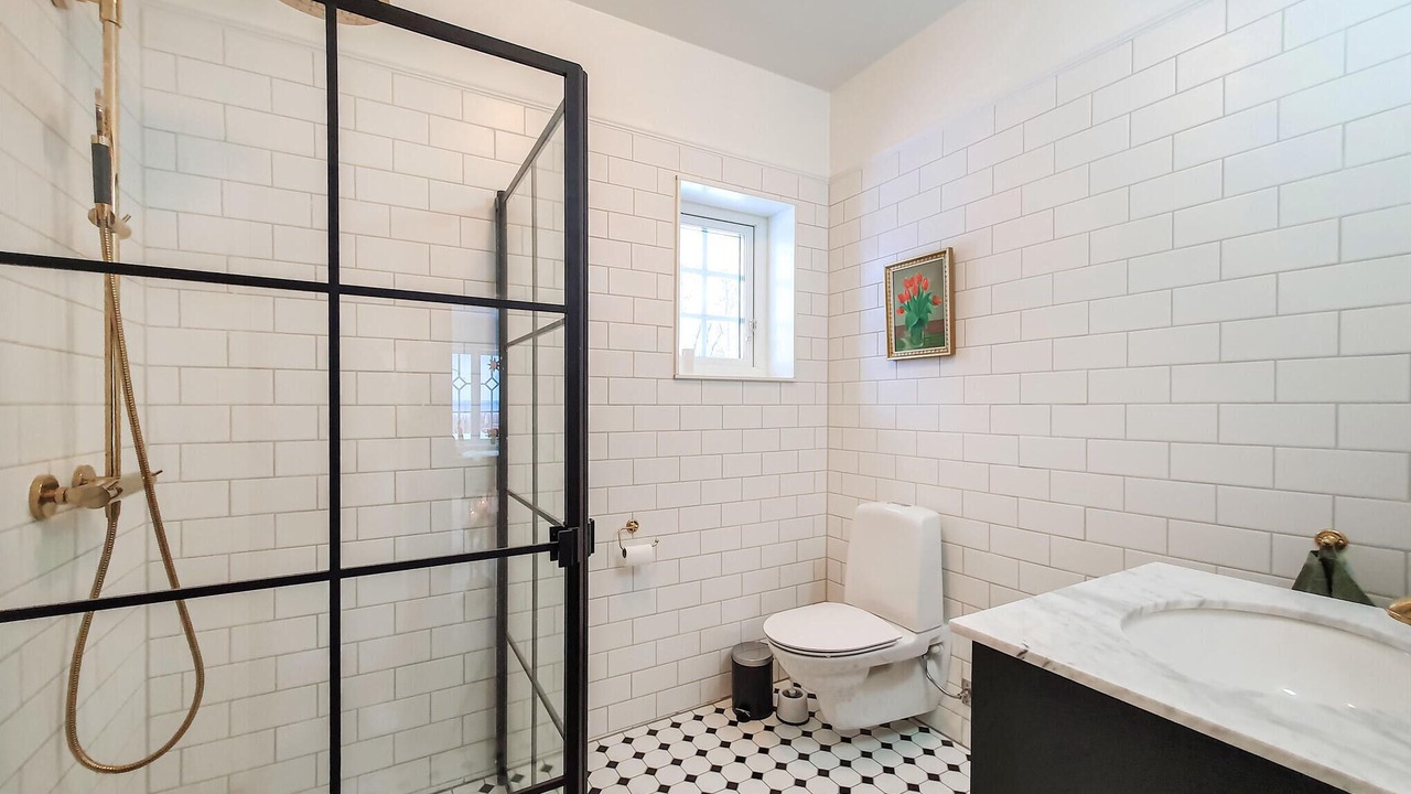 Photo of Bathroom in Hoor