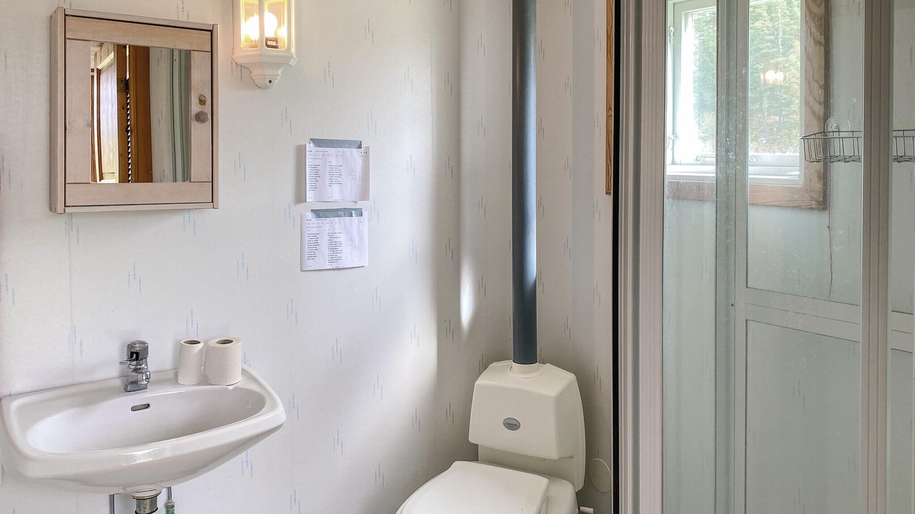 Photo of Bathroom in Gamleby