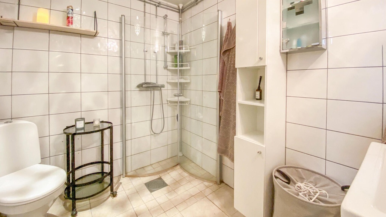 Photo of Bathroom in Skene