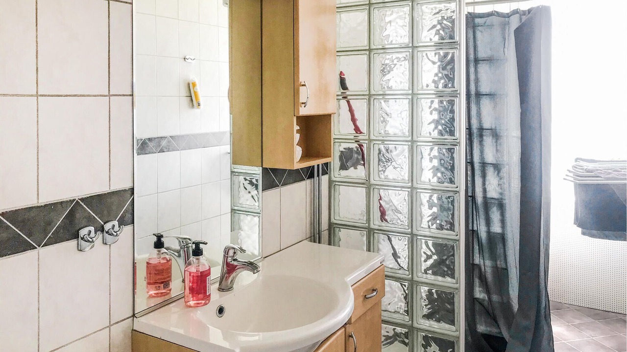 Photo of Bathroom in Monsteras