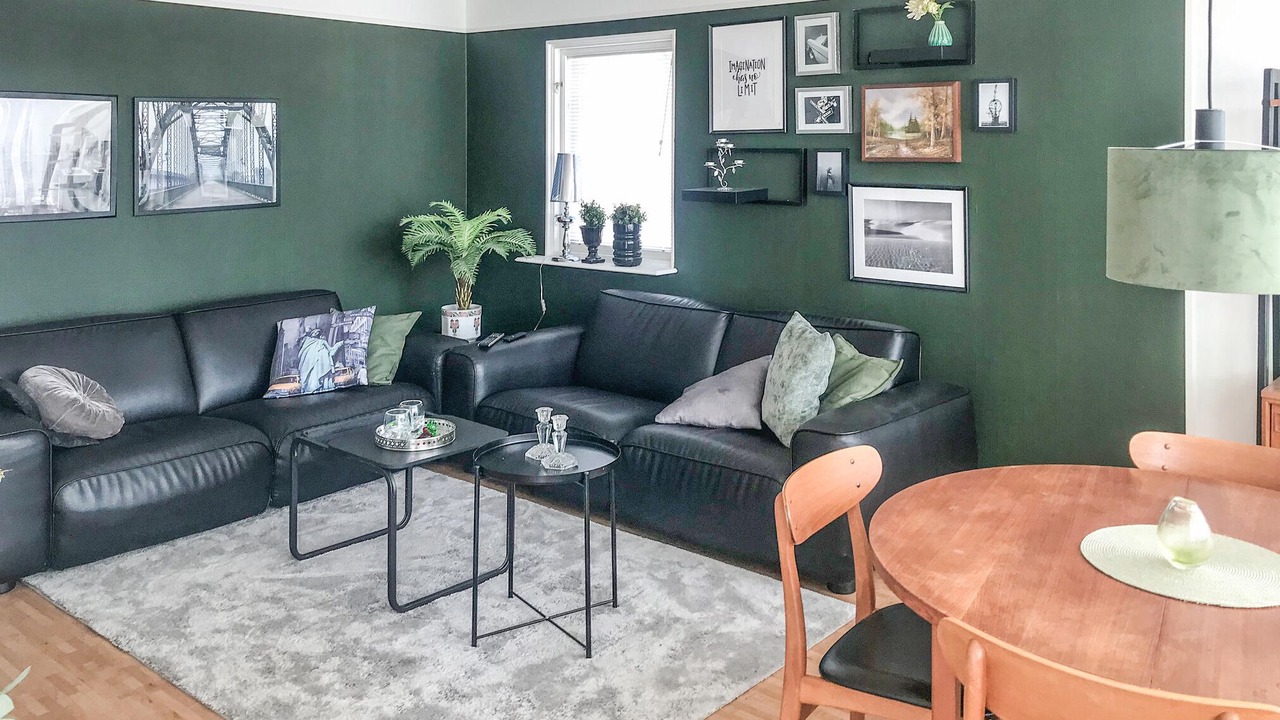 Photo of Bedroom in Monsteras