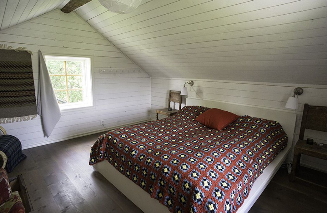Photo of Bedroom in Undersaker