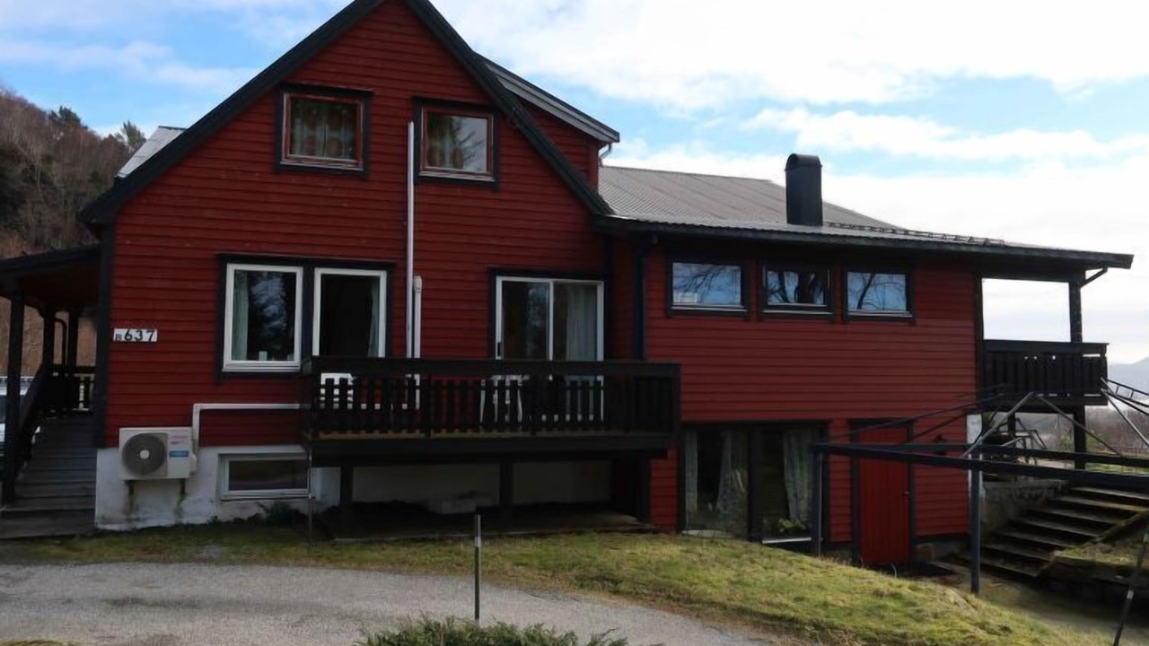 Photo of Others in Hyllestad